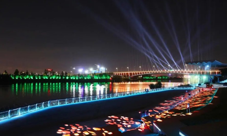 40.jpg 在園林景觀照明中如何做到節(jié)能設(shè)計(jì)?